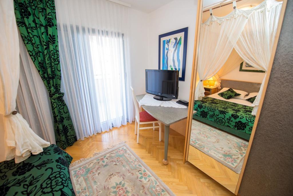 Apartments Marija Near Center 沃迪切 外观 照片