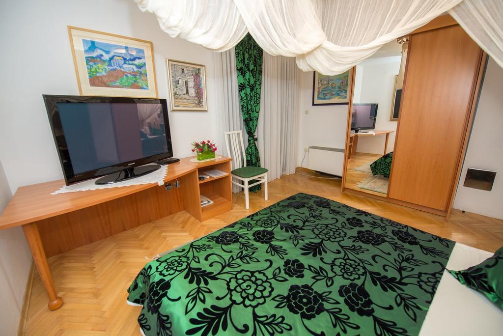 Apartments Marija Near Center 沃迪切 外观 照片