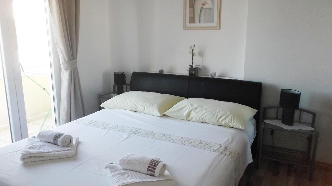 Apartments Marija Near Center 沃迪切 客房 照片